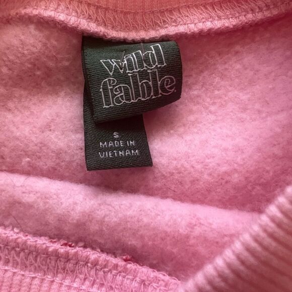 Wild Fable heart sweatshirt - Picture 4 of 5